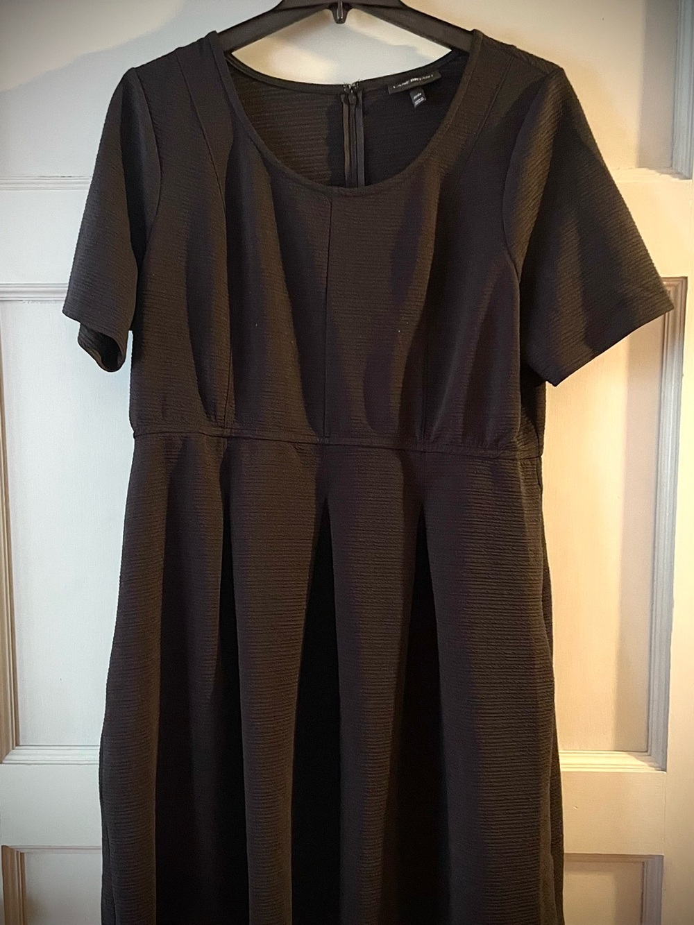 Lane Bryant Black Textured Short-Sleeve Mini Dress